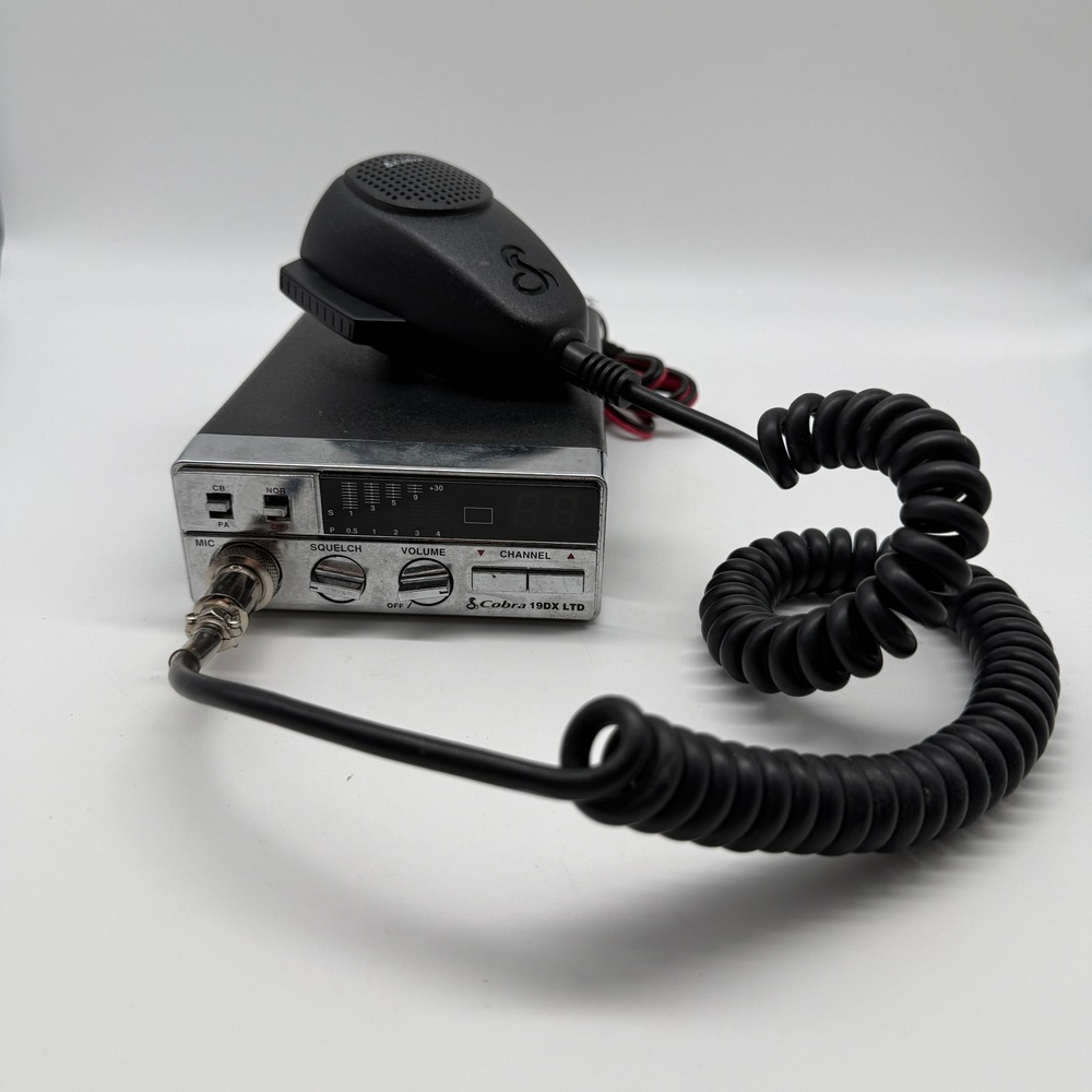 Cobra 19DX Limited Edition CB Radio Mobile 40-Channel Black Chrome Vintage